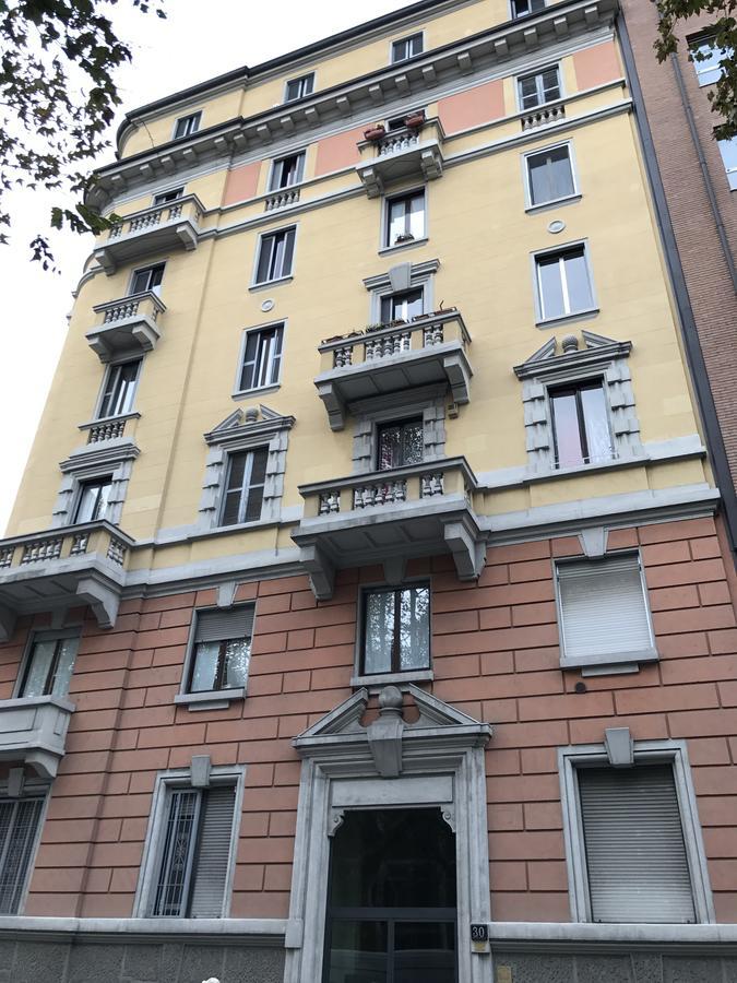 Hotel Paris Мілан Екстер'єр фото